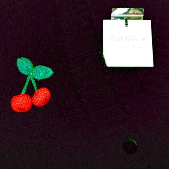 NEW Smak Parlour Black Cherries Cropped Knit Cardigan size medium large - Picture 5 of 7